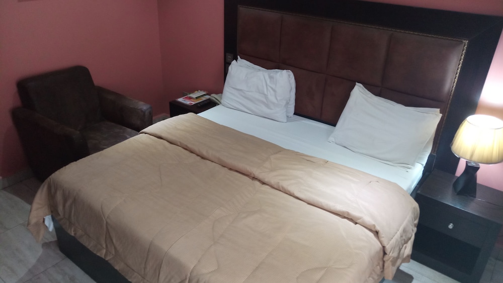 Standard Room - Photo 4