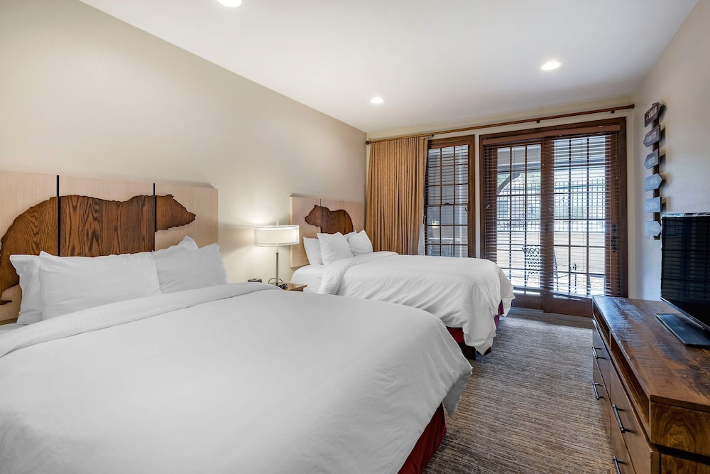 Suite, 3 Bedrooms, Non Smoking photo 3