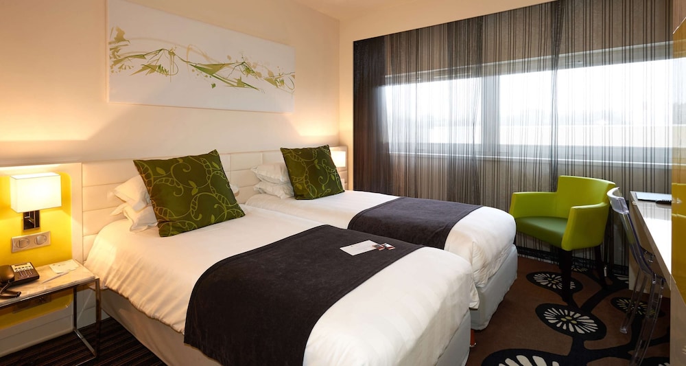 Standard Room, 2 Twin Beds, Non Smoking - Photo 4