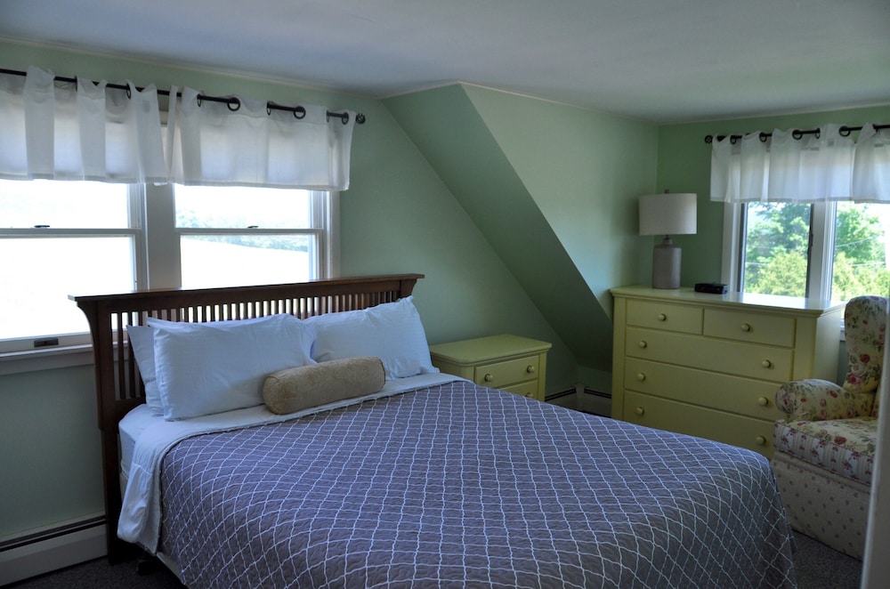 Cottage photo 2