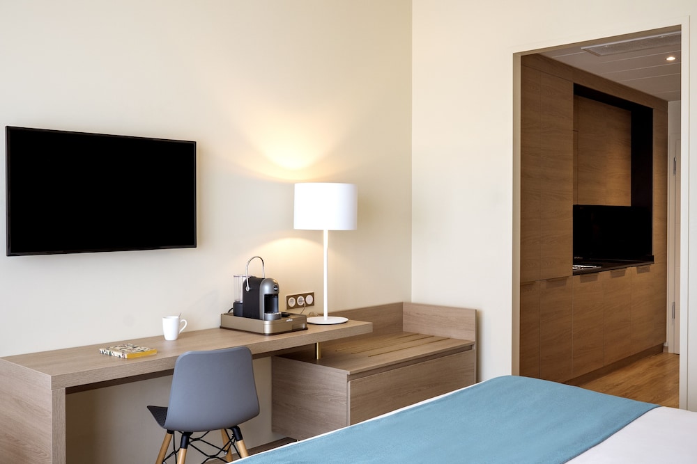 Studio, 2 Twin Beds - Photo 2