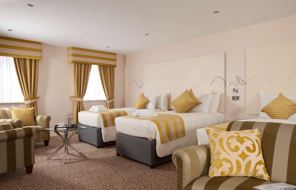 Executive Room, Multiple Beds, Non Smoking, photo 6