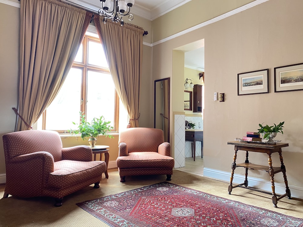 Luxury Suite photo 2