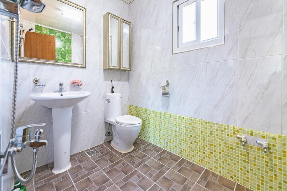 Basic Room, 1 Bedroom (C 201) - Photo 8