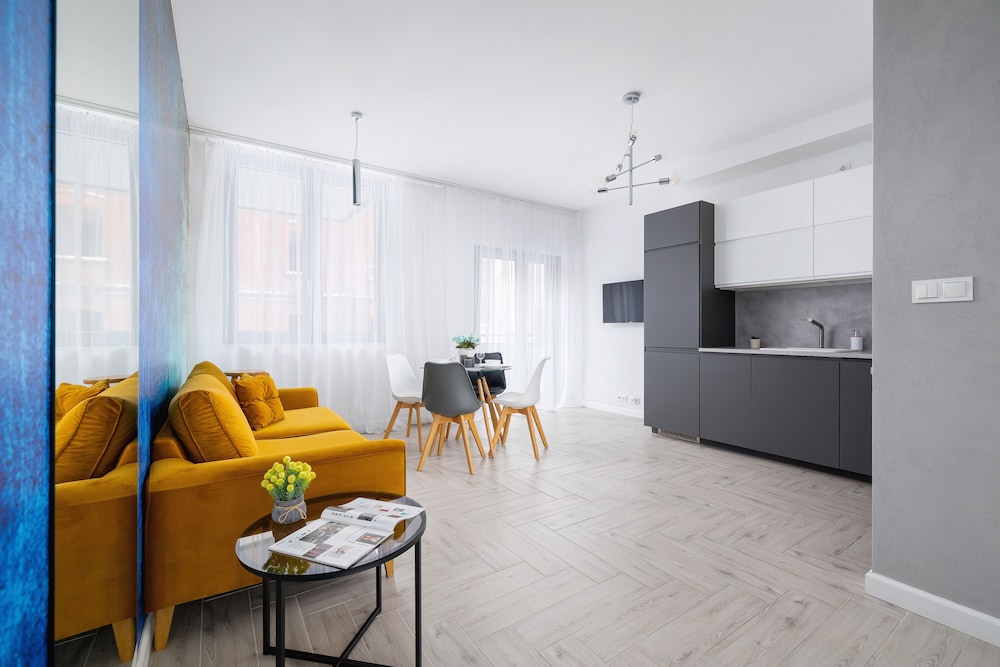 Apartment, 2 Bedrooms, Balcony