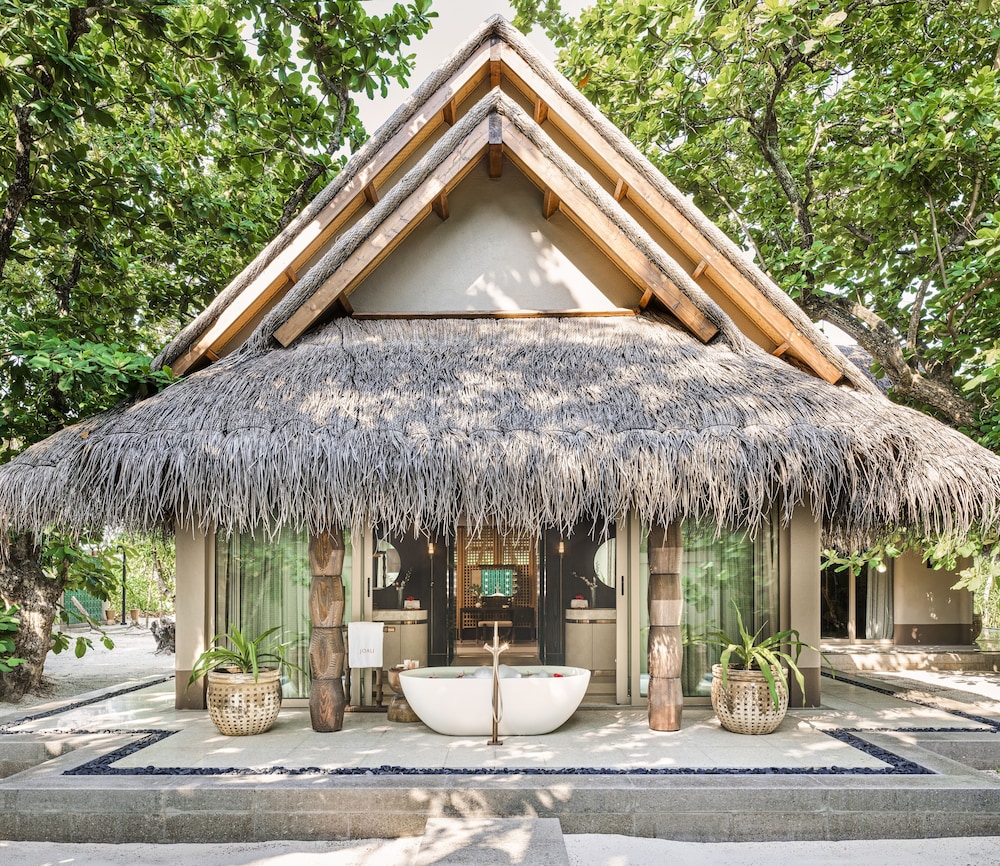 Luxury Beach Pool Villa