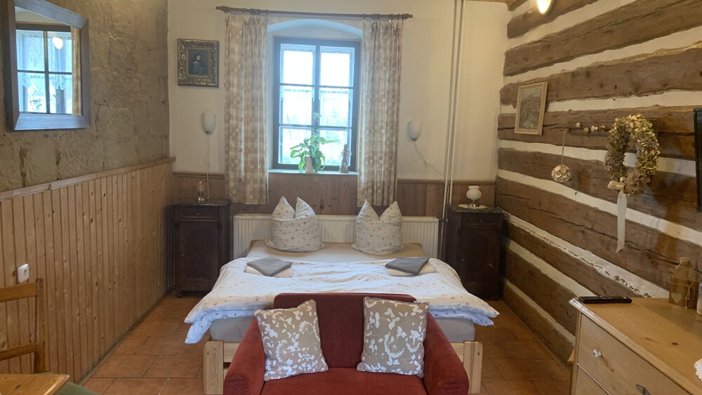 Superior Studio Suite, Non Smoking photo 3