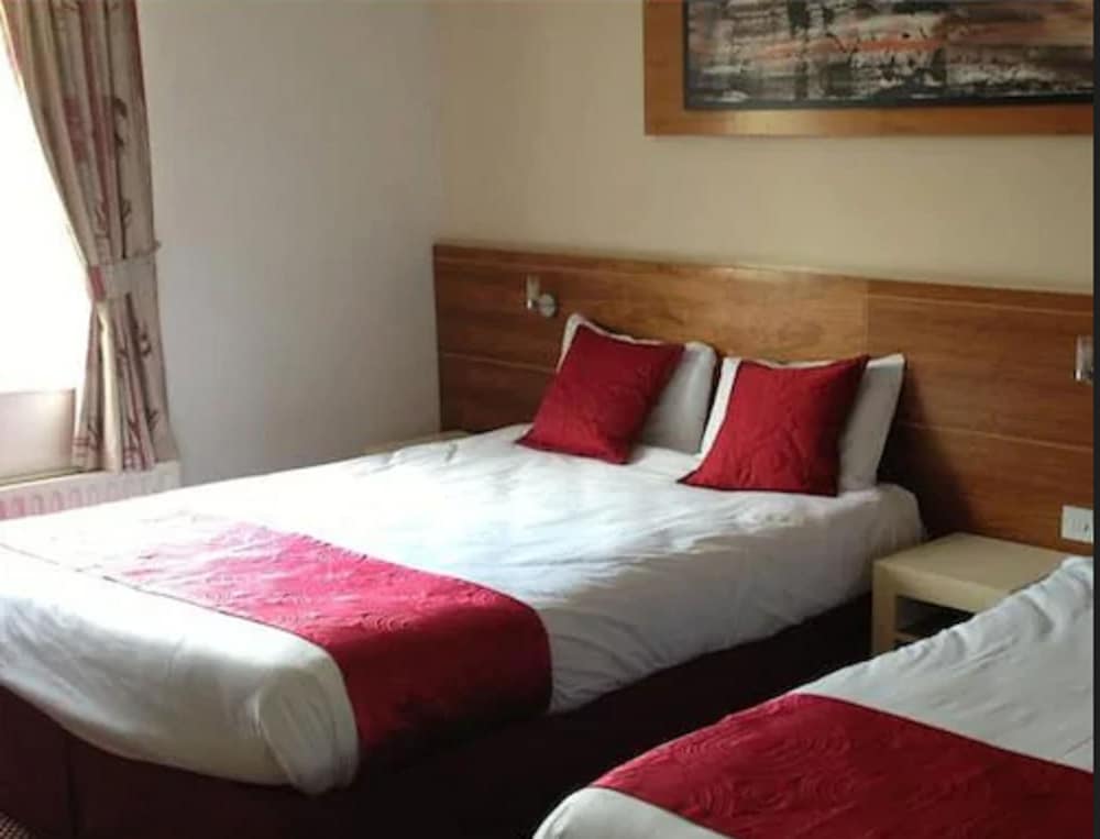 Double or Twin Room photo 2