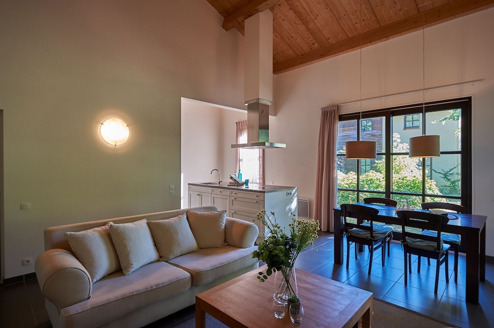 Exclusive Townhome photo 1