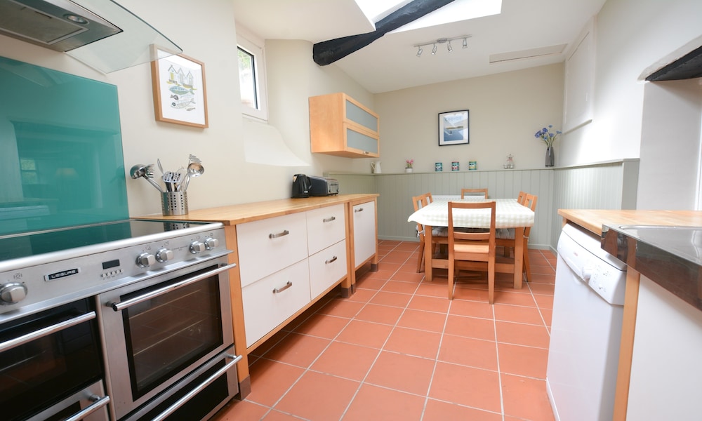 Cottage (4 Bedrooms)