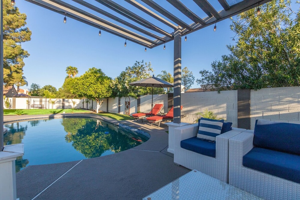 Kings Lux Escape Gratis Htd Pool Cabana BBQ Firepit, Billede 43