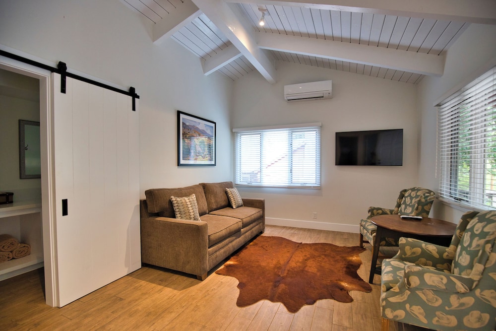 Oak Cabin photo 1