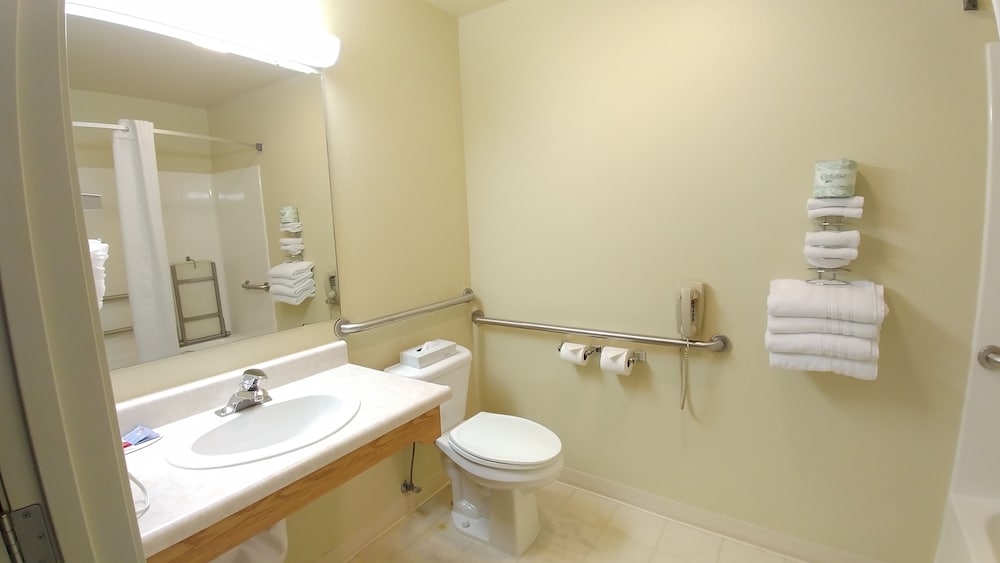 Room, 2 Queen Beds, Accessible, Non Smoking (Mobility Accessible) - Photo 14