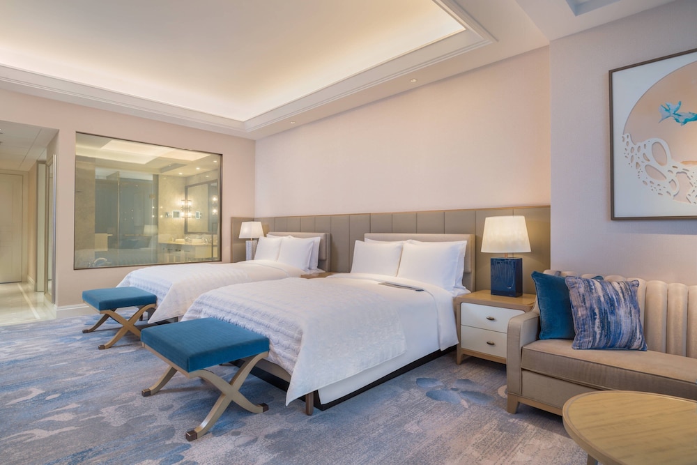 Room, 2 Double Beds, City View