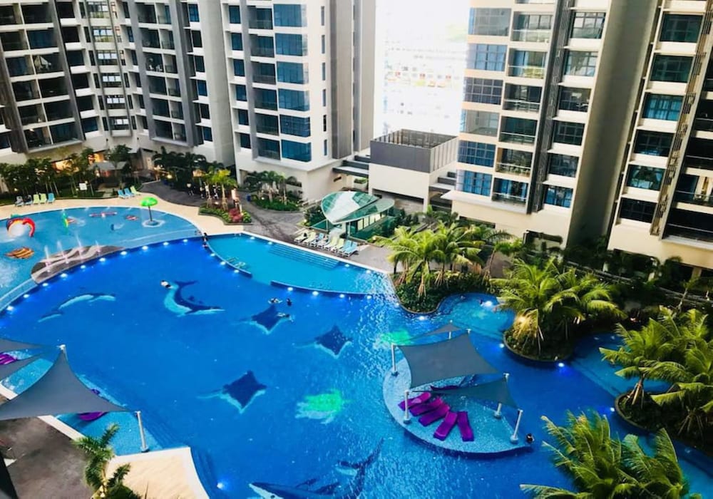 Apartment, 1 Bedroom, Pool View photo 2