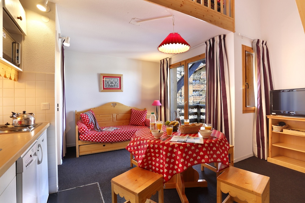 2 Room Duplex 6 Pax photo 2