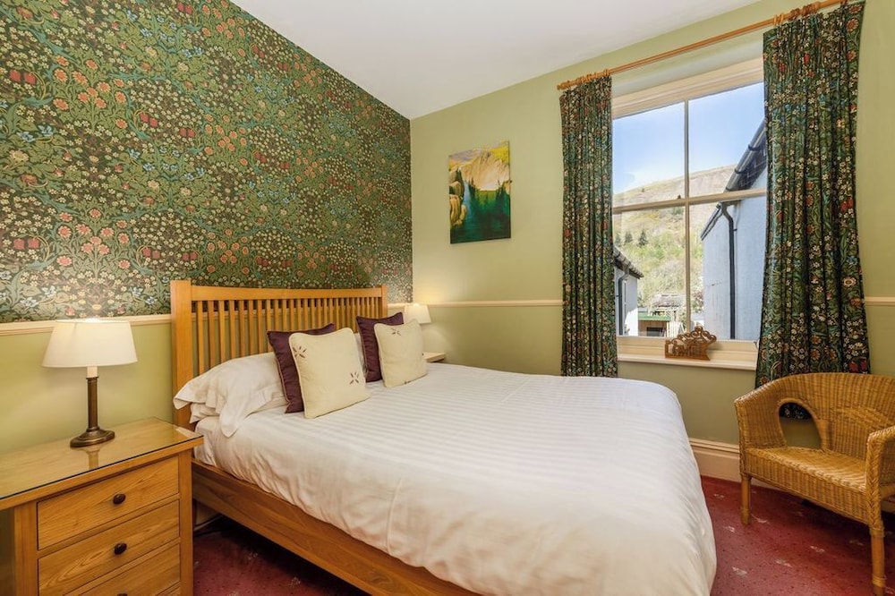 Traditional Double Room, 1 Double Bed, Mountain View (Room 1) photo 1