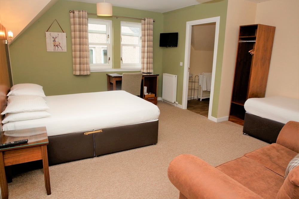 Suite, Ensuite (3pax) photo 1