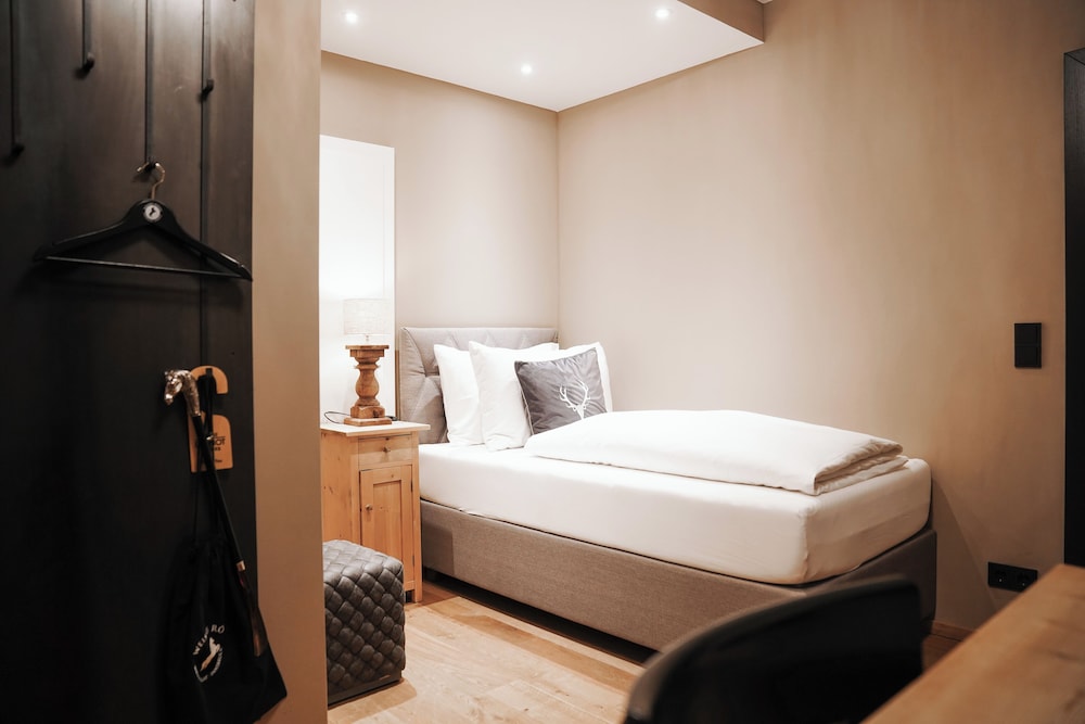 Economy Single Room