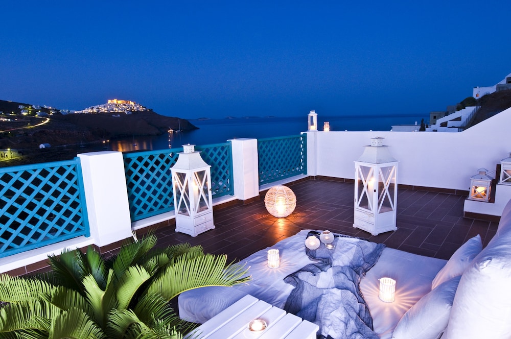Deluxe Studio Suite, Sea View photo 2