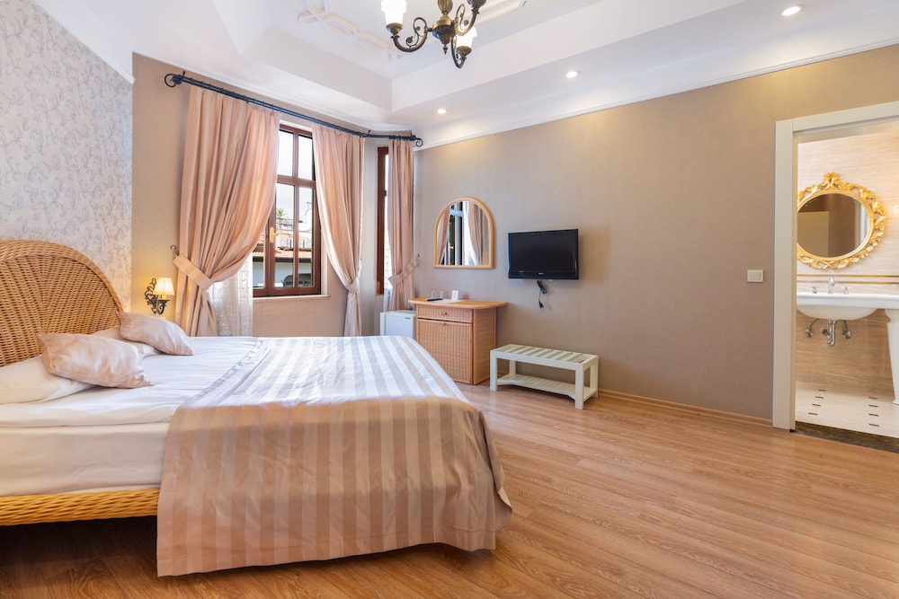 Deluxe Double Twin Room - Photo 8