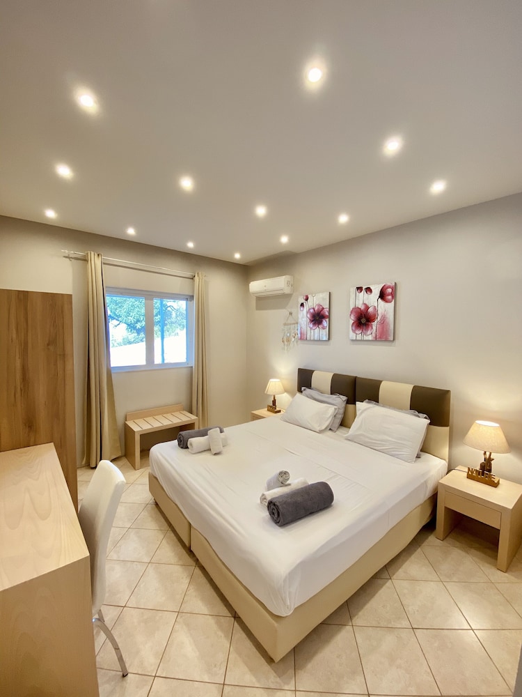 Luxury Villa, Private Pool, Panoramic Sea View