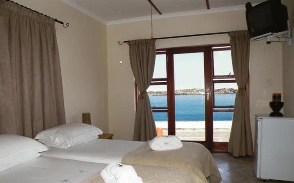 Standard Twin Room (with sofa bed) photo 1