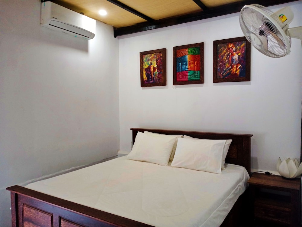 Deluxe Double Room, 1 King Bed photo 1