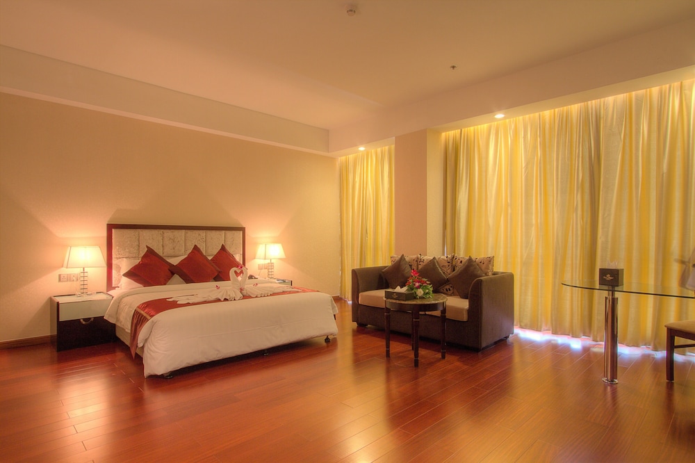 Premier Deluxe King Room photo 1