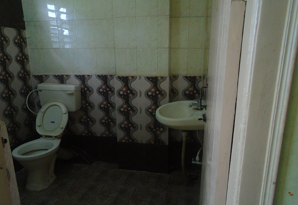 Standard Triple Room - Photo 3