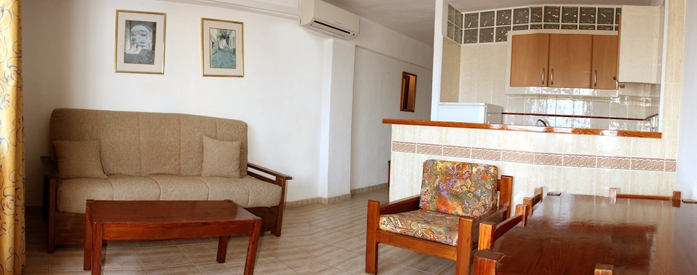 Apartment, 2 Bedrooms, Sea View photo 3