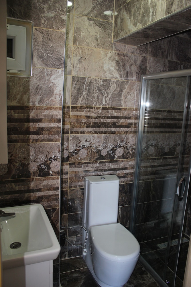 Triple Room, Multiple Beds, Sea View photo 2