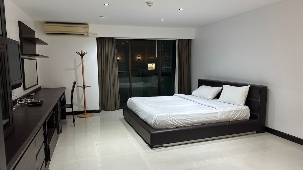 Superior Triple Room photo 3