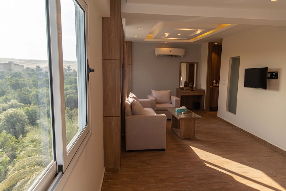 Suite with garden view photo 2