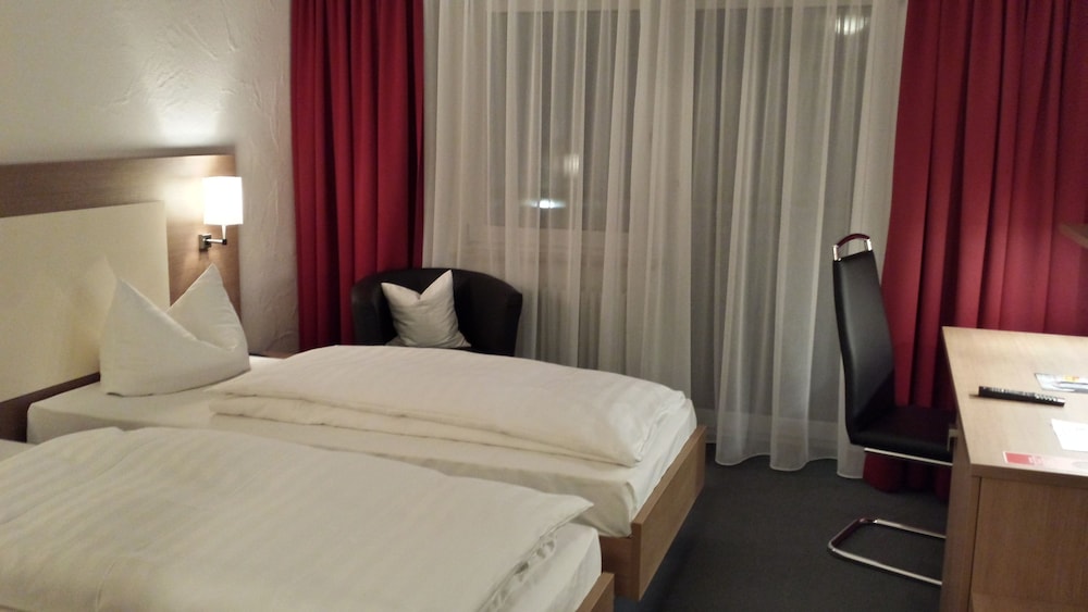 Comfort Twin Room photo 2