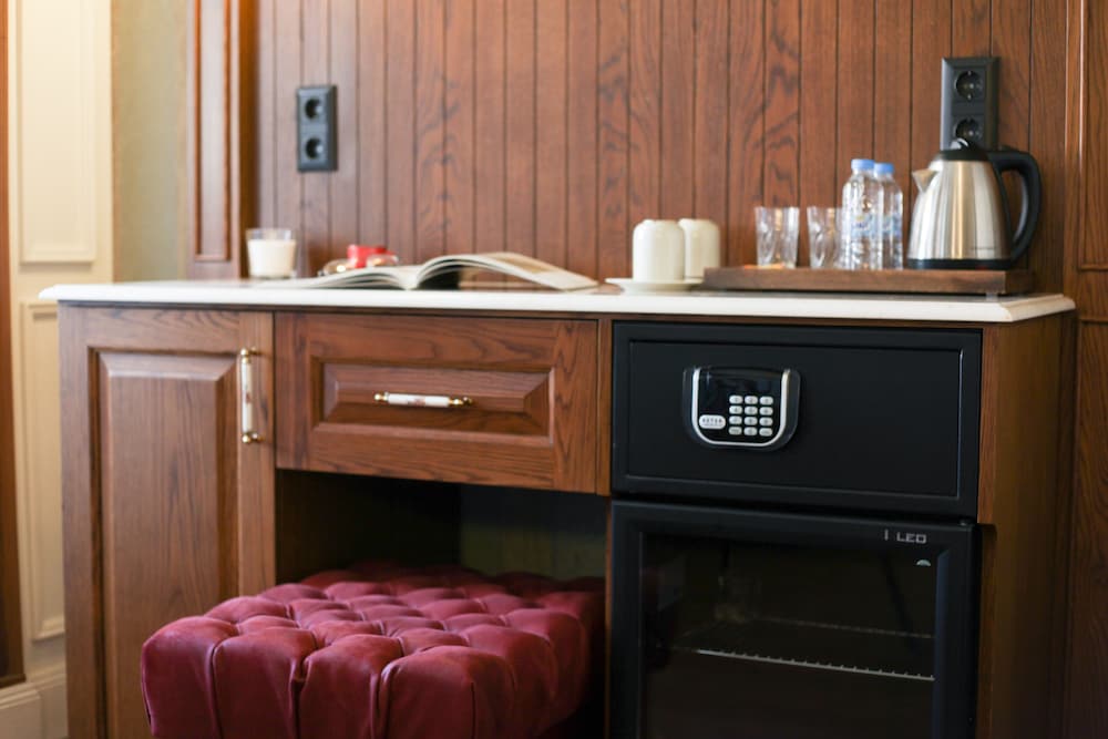 Deluxe Double or Twin Room photo 3