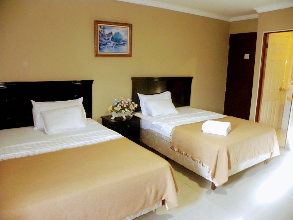 Standard Double Room photo 3