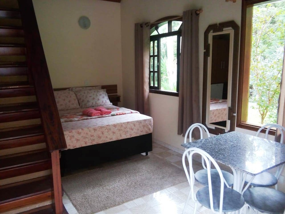 Deluxe Quadruple Room (Chalé) photo 1