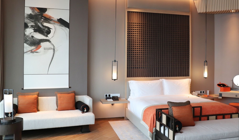 Premier Room, 1 King Bed