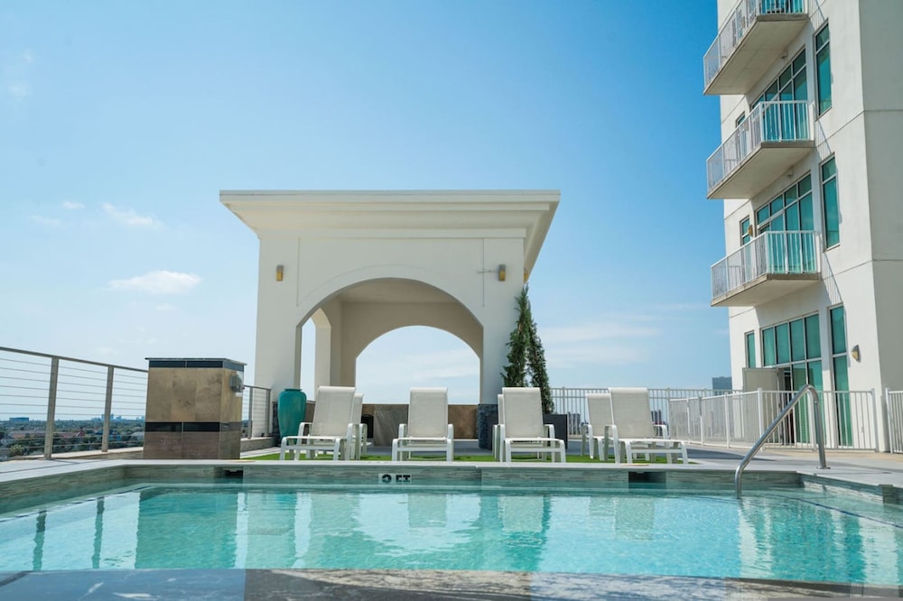 Sea it All Infinity Pool Ocean Views Steps From the Beach -- a Great Getaway, Foto 11