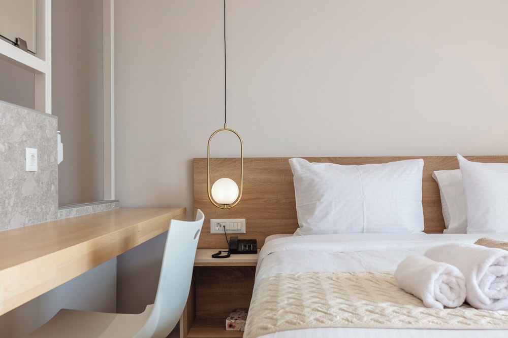 Superior Room with Private Pool - Photo 4