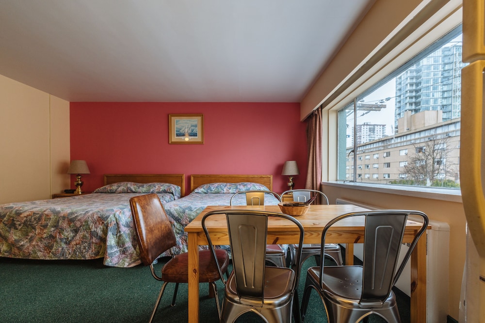 English Bay Hotel — photo 100