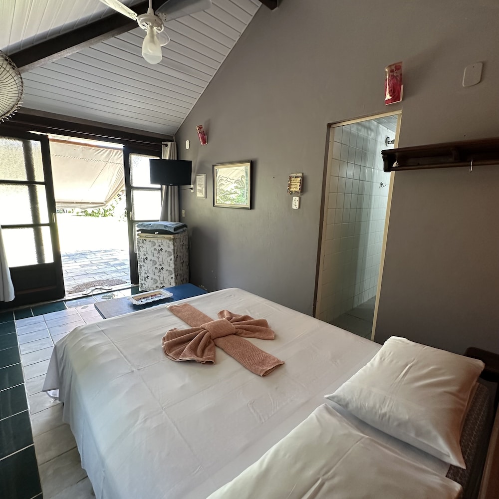 Classic Suite, 1 Double Bed, Pool View photo 3
