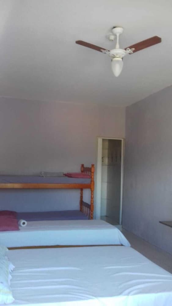 Economy Quadruple Room photo 3