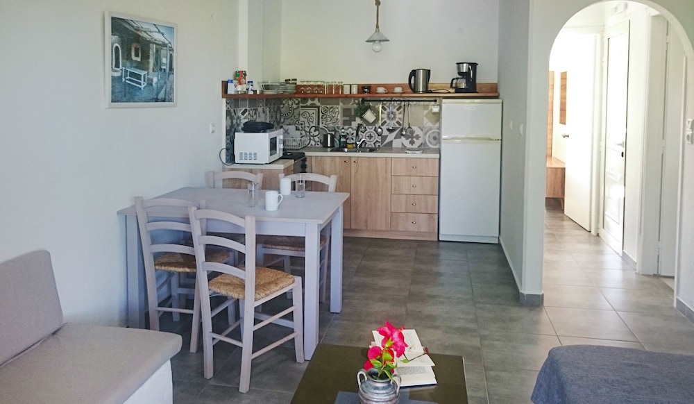 Apartment, 2 Bedrooms, Sea View photo 2