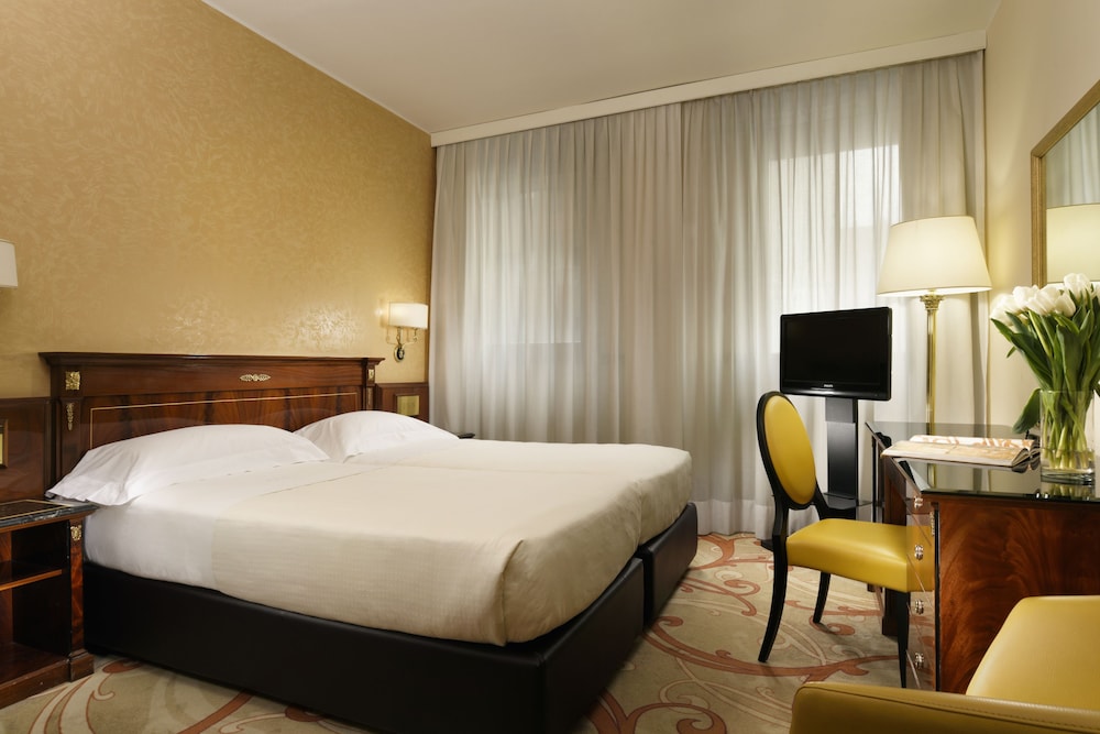 Classic Double Room (2 Adults + 1 Child)