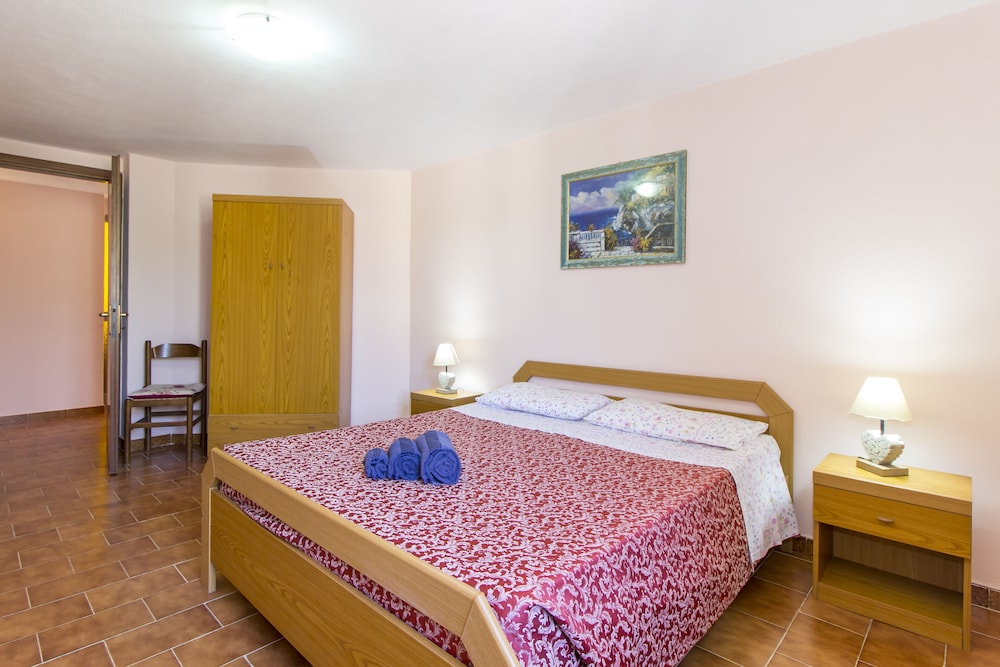Apartment, 2 Bedrooms, Ground Floor