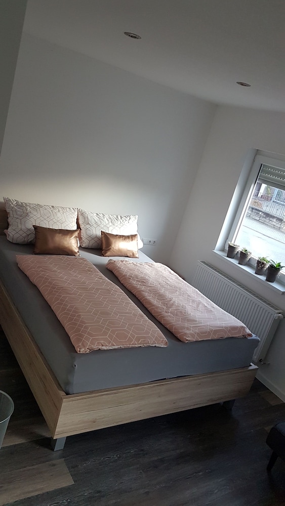 Family Apartment, 1 Bedroom, Refrigerator & Microwave photo 1
