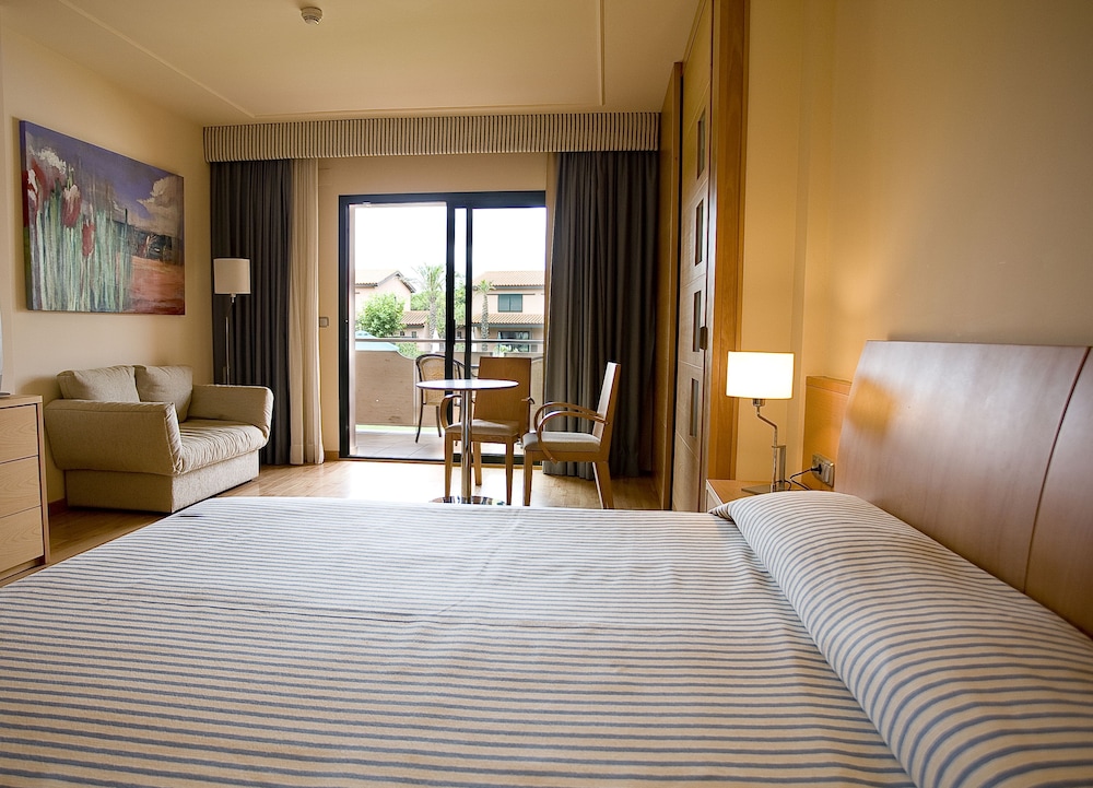 Double Room - Photo 7