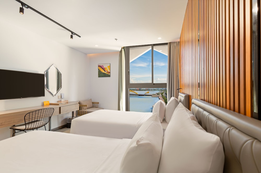 Deluxe Twin Room, River View